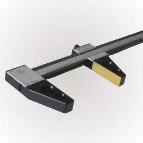 gauge for linear measurements, with long jaws and steel plates