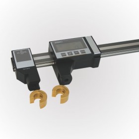 gauge for linear, inside/outside, distance between holes, out of square angles measurements (digital display)